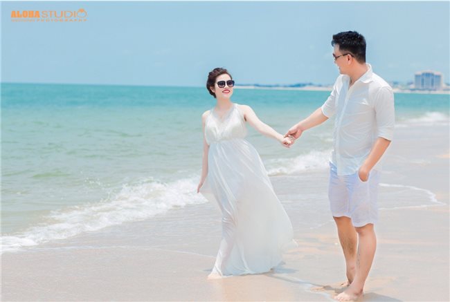 Album hình cưới nơi ghi lại cảm xúc thăng hoa, phút giây hạnh phúc nhất của đôi uyên ưương..